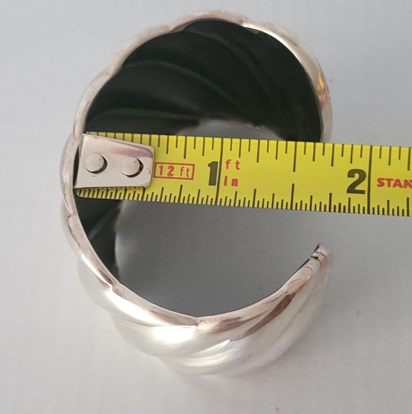 David Yurman Sterling Silver Wide Cable Cuff Bracelet - Picture 8 of 11